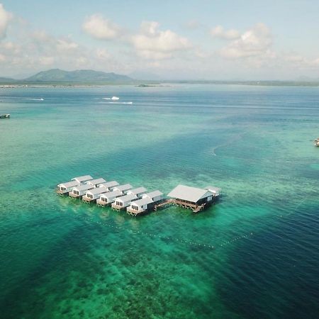 ホテルShun Shun Water Bungalows センポルナ エクステリア 写真